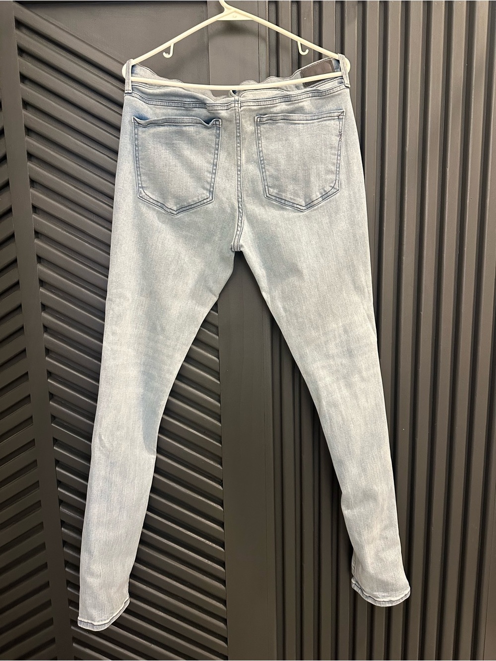 Express Light Wash Skinny Jeans - Soft Blue